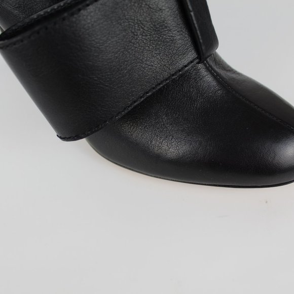 VALENTINO GARAVANI Bow Leather Ankle Boots – Statement Heels for Elegant Nights - Picture 12 of 15